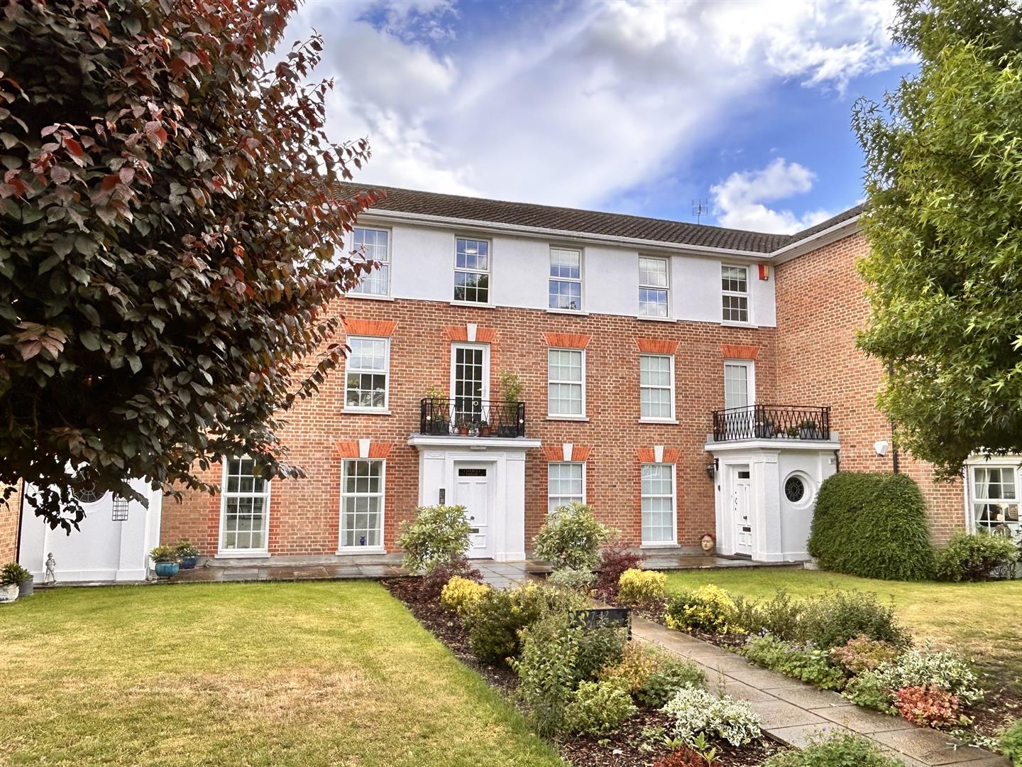 Phyllis Court Drive, Henley-On-Thames